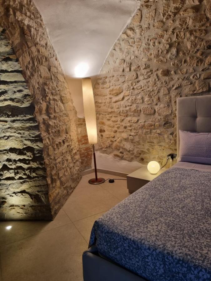 Suite D'Avalos เวโนซา ภายนอก รูปภาพ