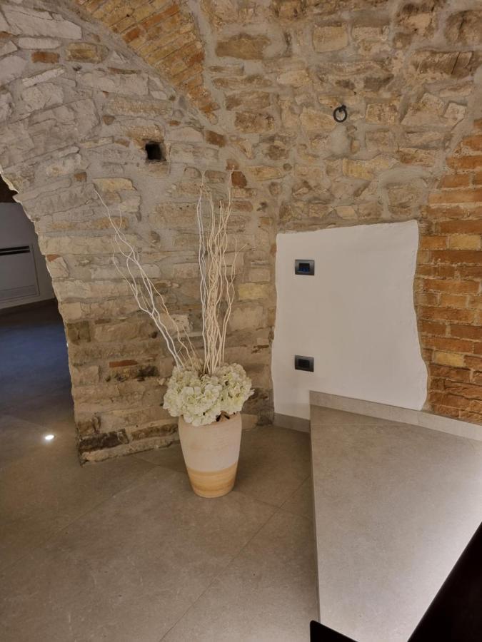 Suite D'Avalos เวโนซา ภายนอก รูปภาพ